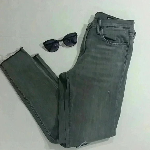 BLANKNYC The Bond mid Rise Skinny Distressed Jean - Picture 1 of 8